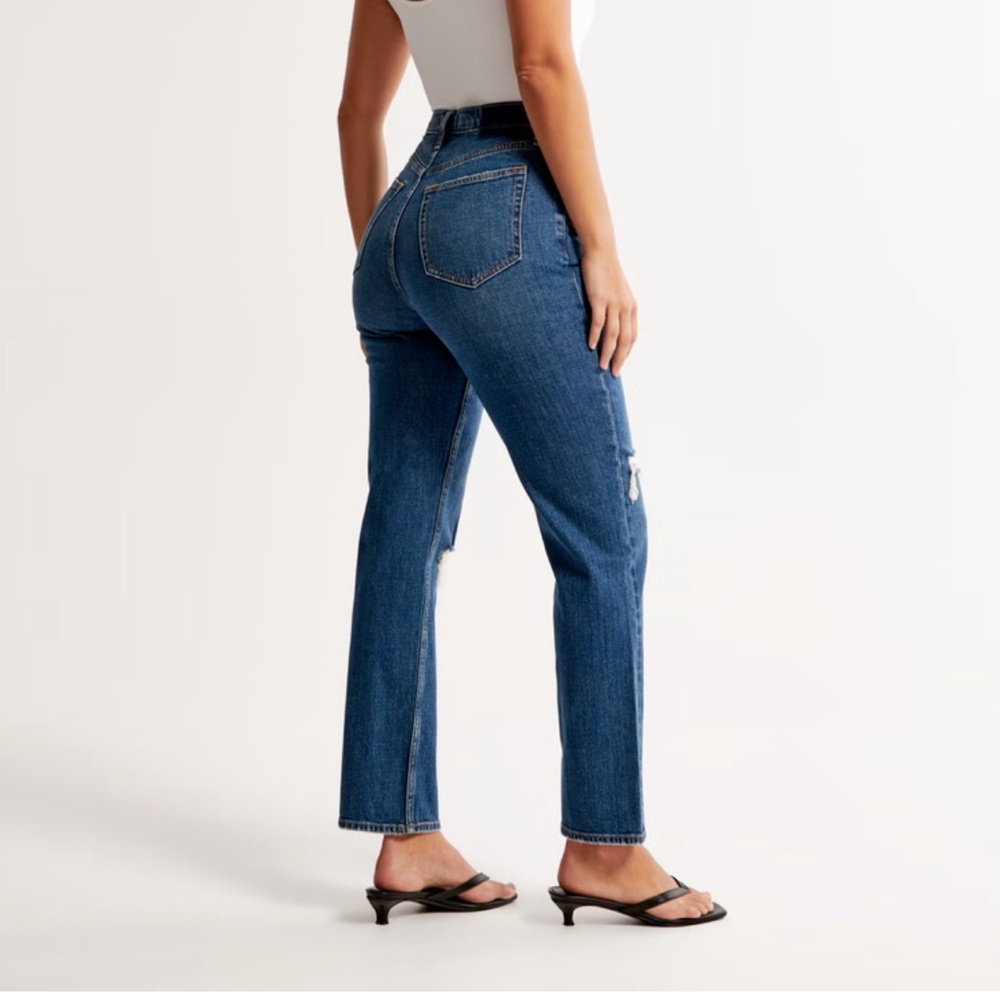 Abercrombie & Fitch Curve Love Ultra High Rise Ankle Straight Jeans